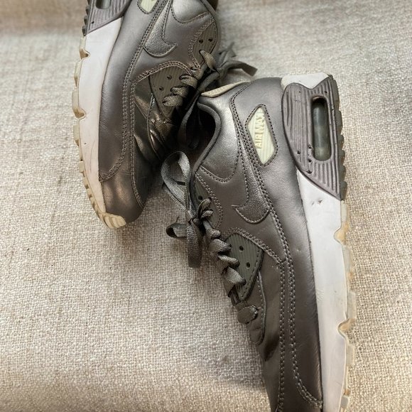 Nike Air Max 90 LTR SE GS Metallic Pewter Running Shoes, S 7 - Picture 6 of 8